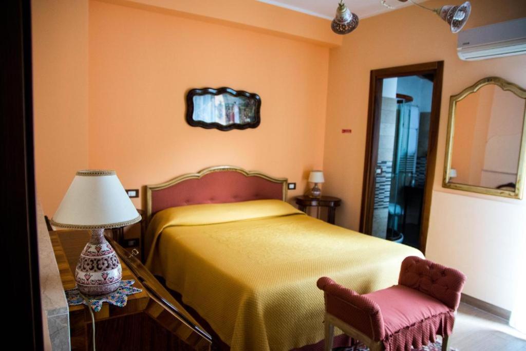 B&B Villa Liliya ฟิวเมเฟรดโด ดิ ชิซิเลีย ภายนอก รูปภาพ